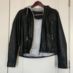 Elegant Black Jean Jacket with Hoodie